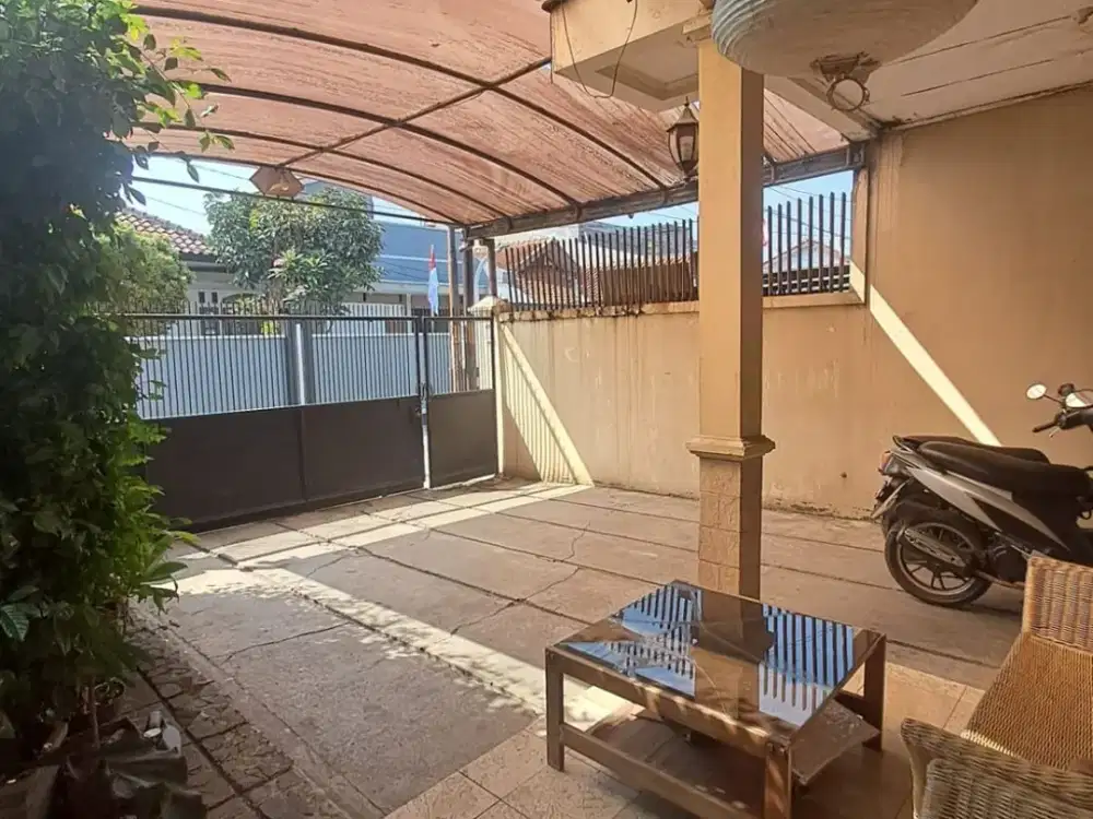 Rumah 1 Lantai Komplek Batu Permata Sayap Jl. Margacinta