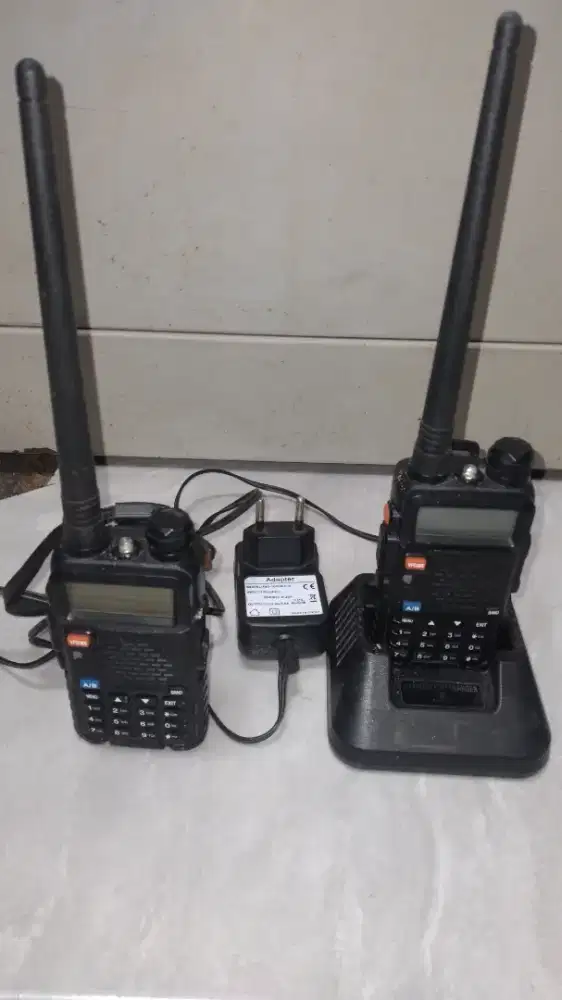 SEPASANG HT UV -- 5R