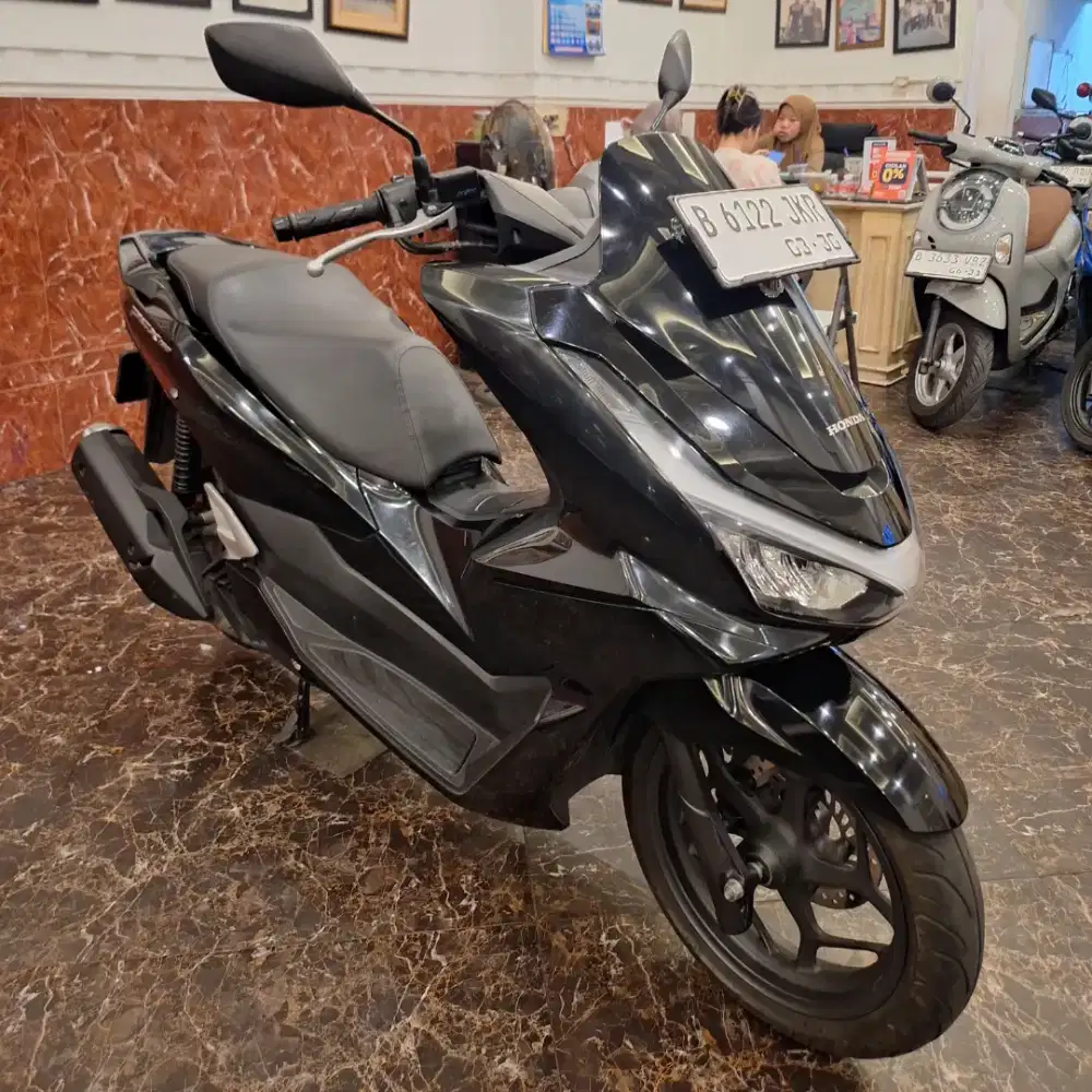 DP PROMO PCX 160 CBS 2025 LIKE NEW . GRADE A LIKE NEW BERGARANSI