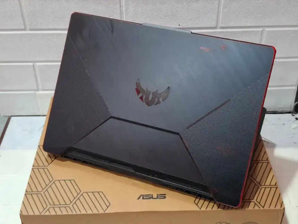 Laptop  ASUS TUF GAMING F15 FX506LH/Intel core i5-10300H/NVIDIA