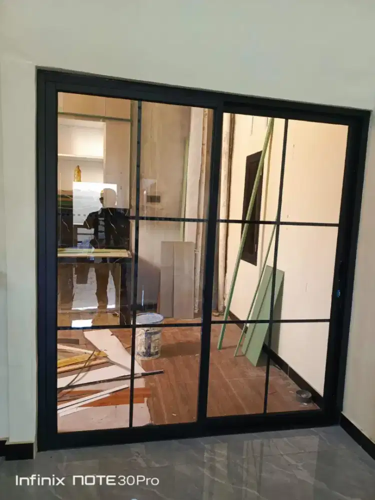 Tukang pintu kaca,sekat kaca ruang aluminium