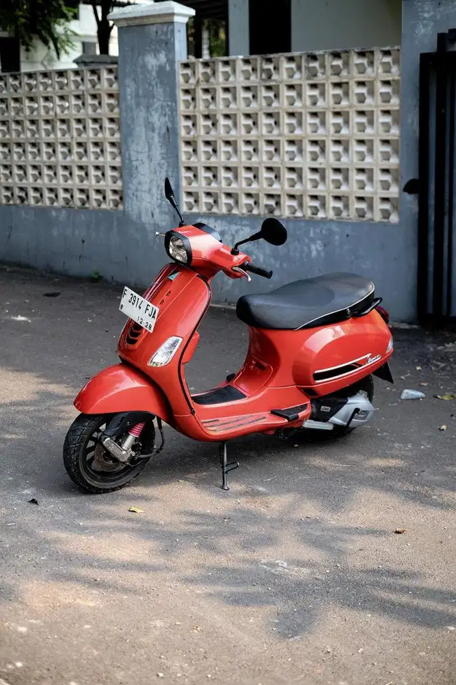DIJUAL VESPA S IGET LED 2023