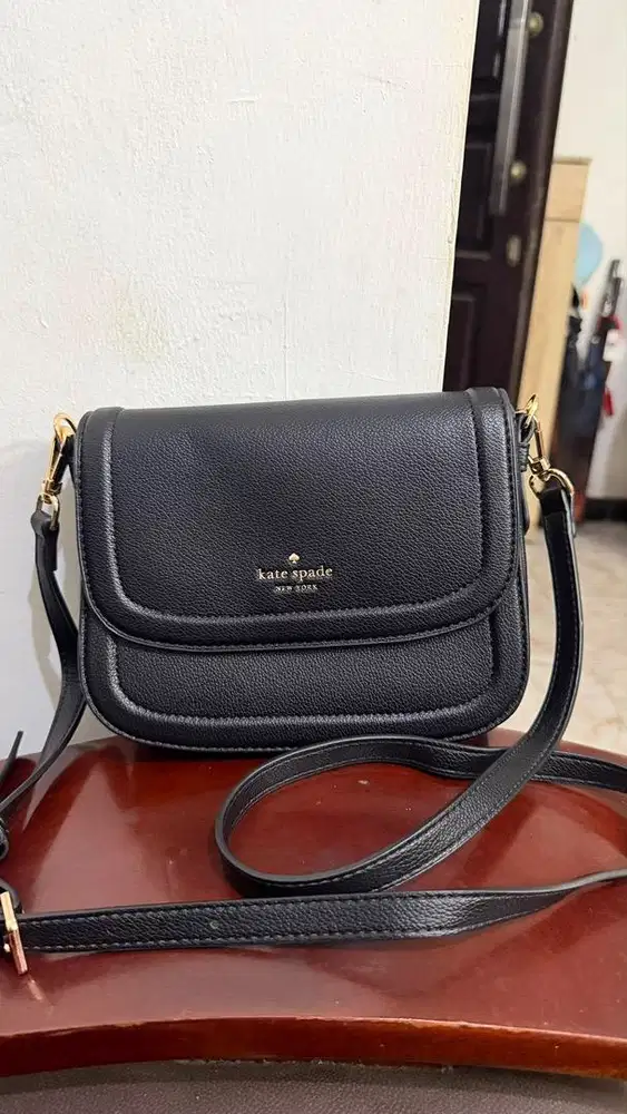 PL Kate Spade crossbody flap