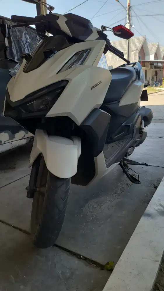 Vario 160 abs type tertinggi