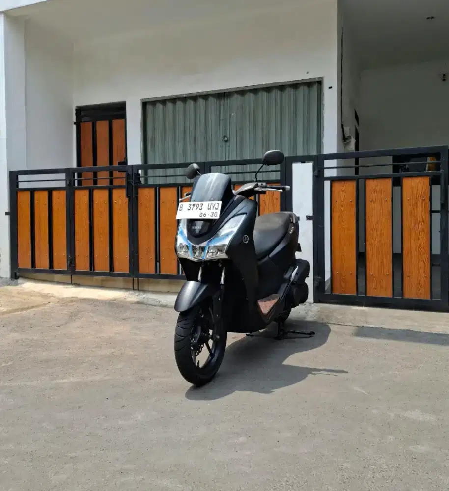 Yamaha Lexi 125 VVA MULUSSS Pajak Hidup Panjang