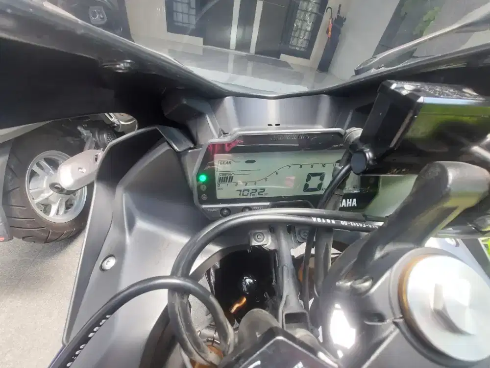 Jual yamaha r15 KM LOW!!!