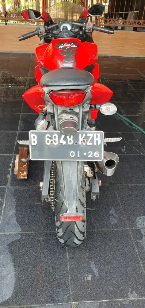 KAWASAKI NINJA KARBU 250 CC