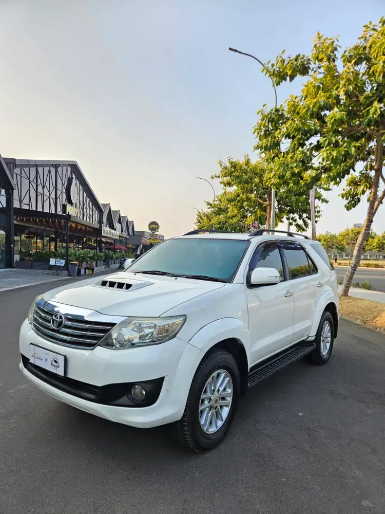 TOYOTA FORTUNER VNT SOLAR MATIC