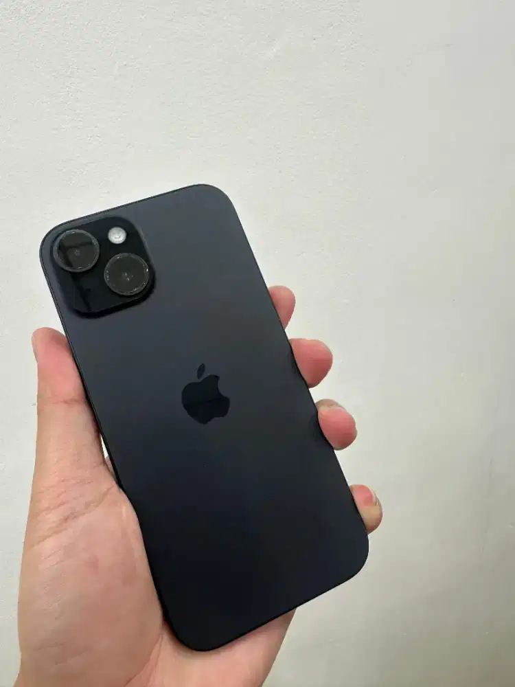 iPhone 15 128gb iBox ( bh 97% , Garansi Panjang)