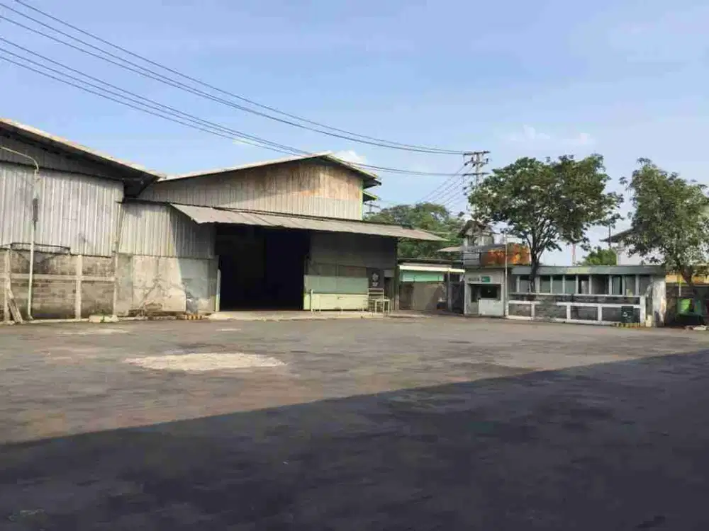 Dijual Gudang di Jalan Raya Margomulyo Surabaya Barat