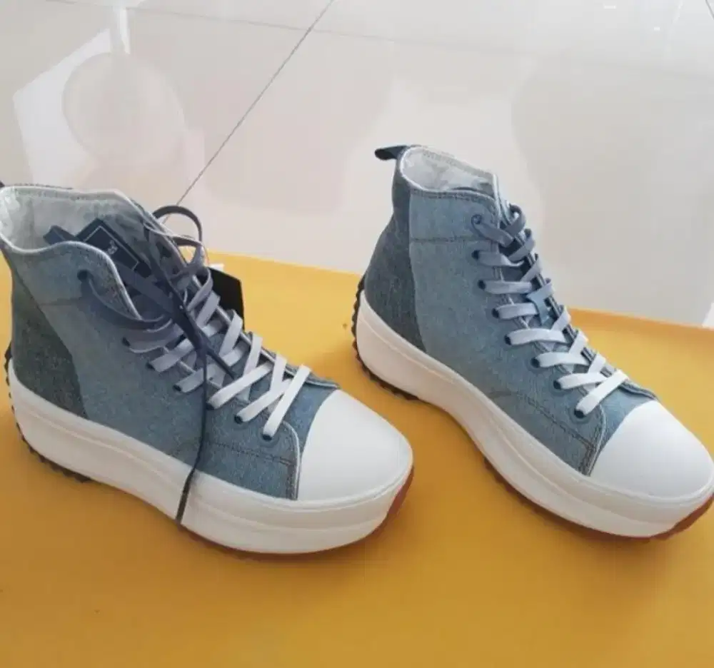 Sepatu ori hush puppies, size 36