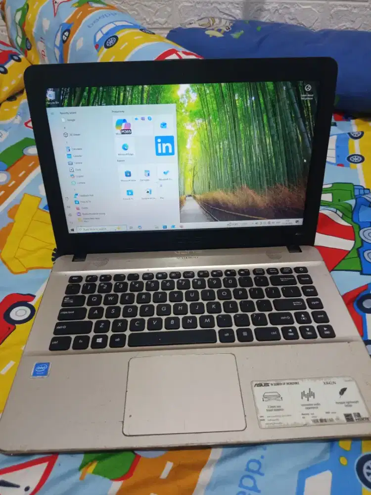 Laptop Asus X441N Ram 4gb/500gb .batre awet