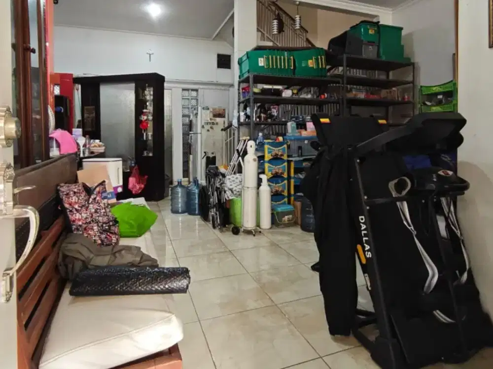 Dijual Rumah  Siap Huni di Harapan Indah 1 Jl kenanga Indah Bekasi Harga 1,35M