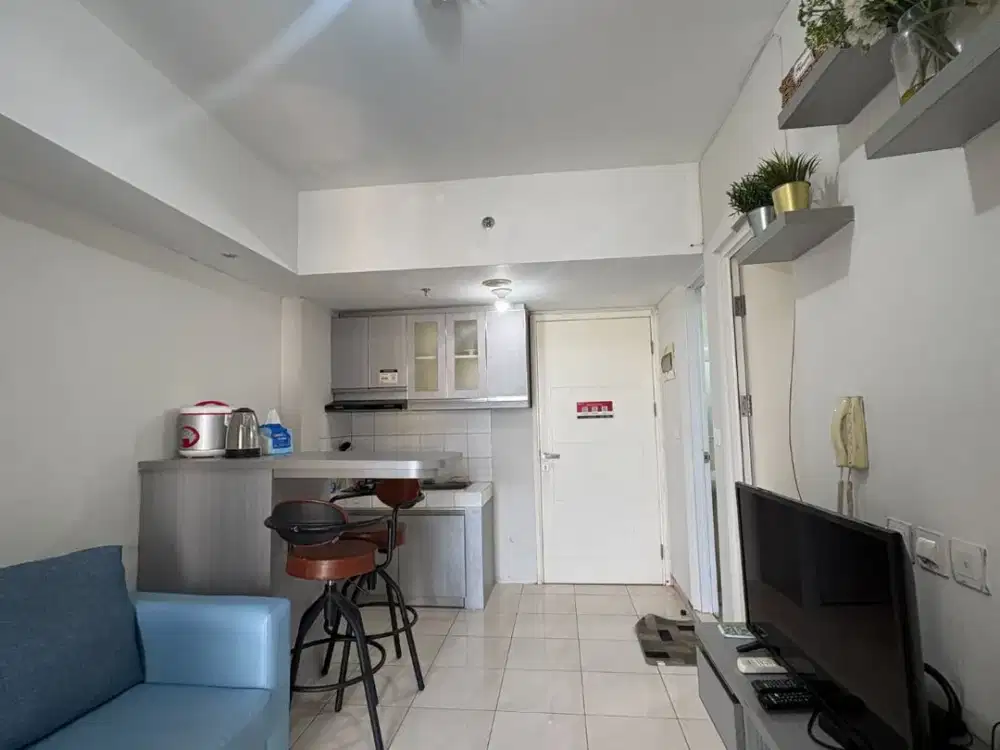 DIJUAL CEPAT! The SpringLake Summarecon Bekasi 3BR Full Furnished Lantai 25 – SHM 650 Juta