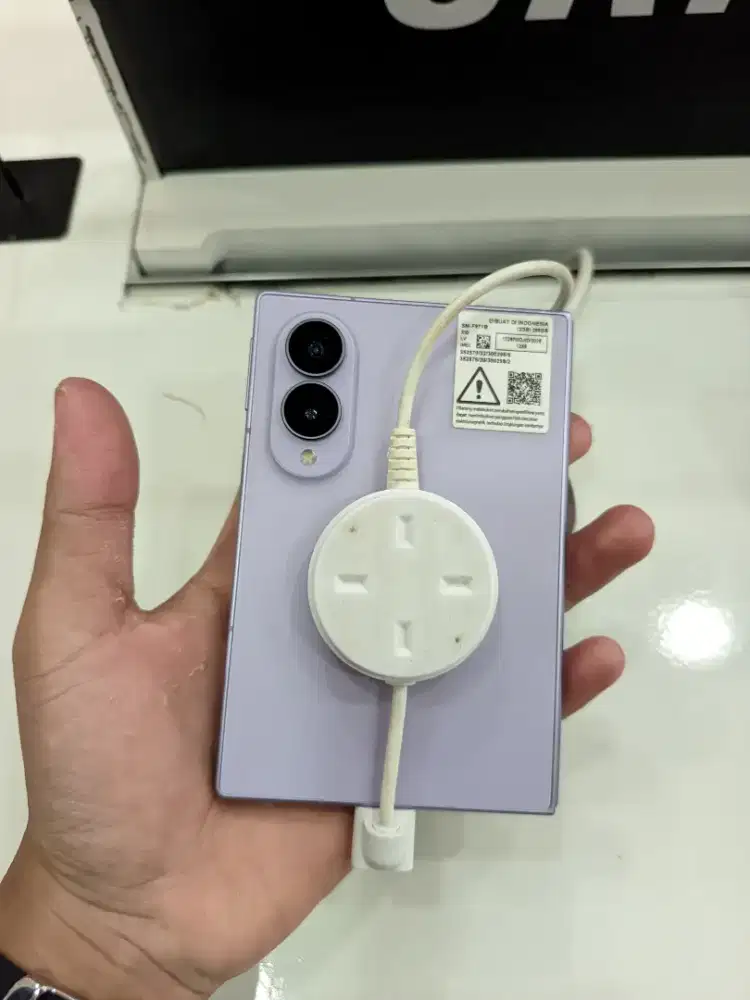 Samsung z fold 8