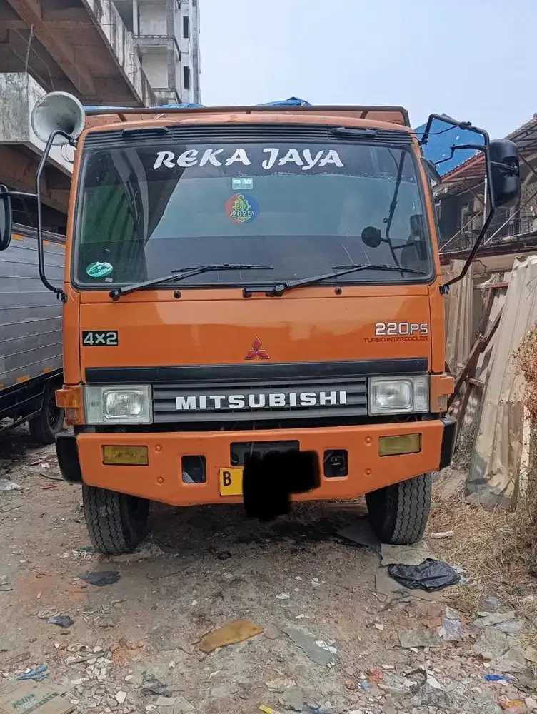MITSUBISHI FUSO FM 517 HL