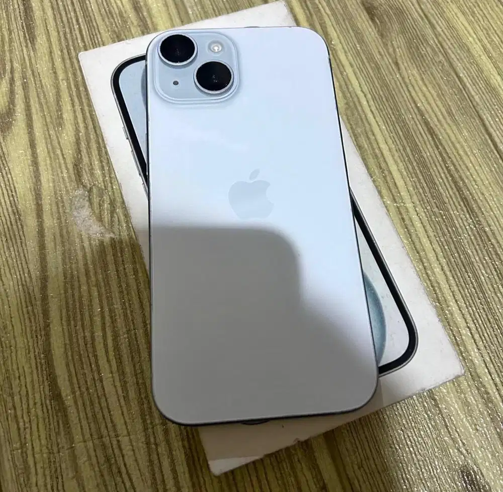 iPhone 15 128GB Ex iBox Battery Health 100% Mulus Warna Sky Blue