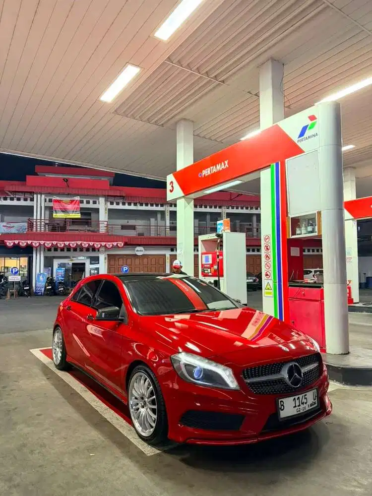 Mercedes-Benz A250 2013 Bensin