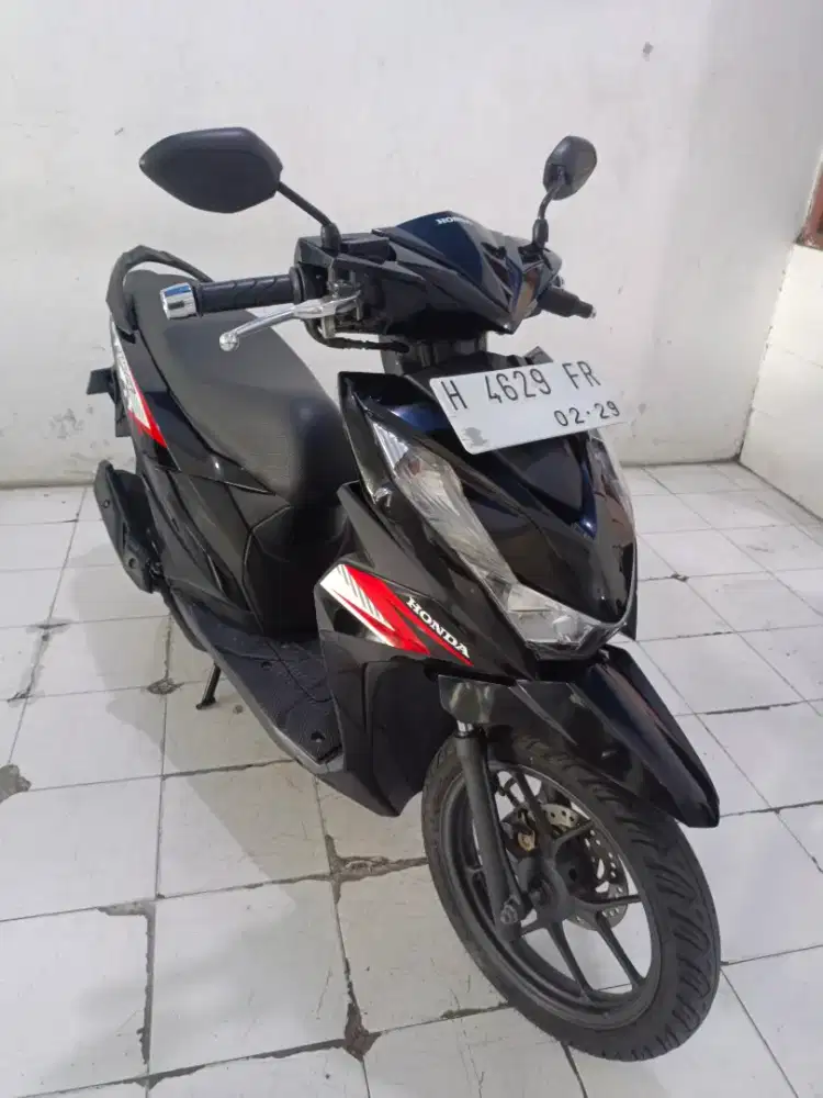 beat led 2024 hitam