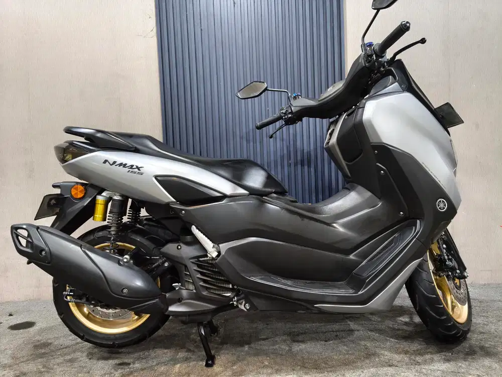 Nmax 155 VVA 2023 CONNECTED istimewa mulus terawat siap pakai...