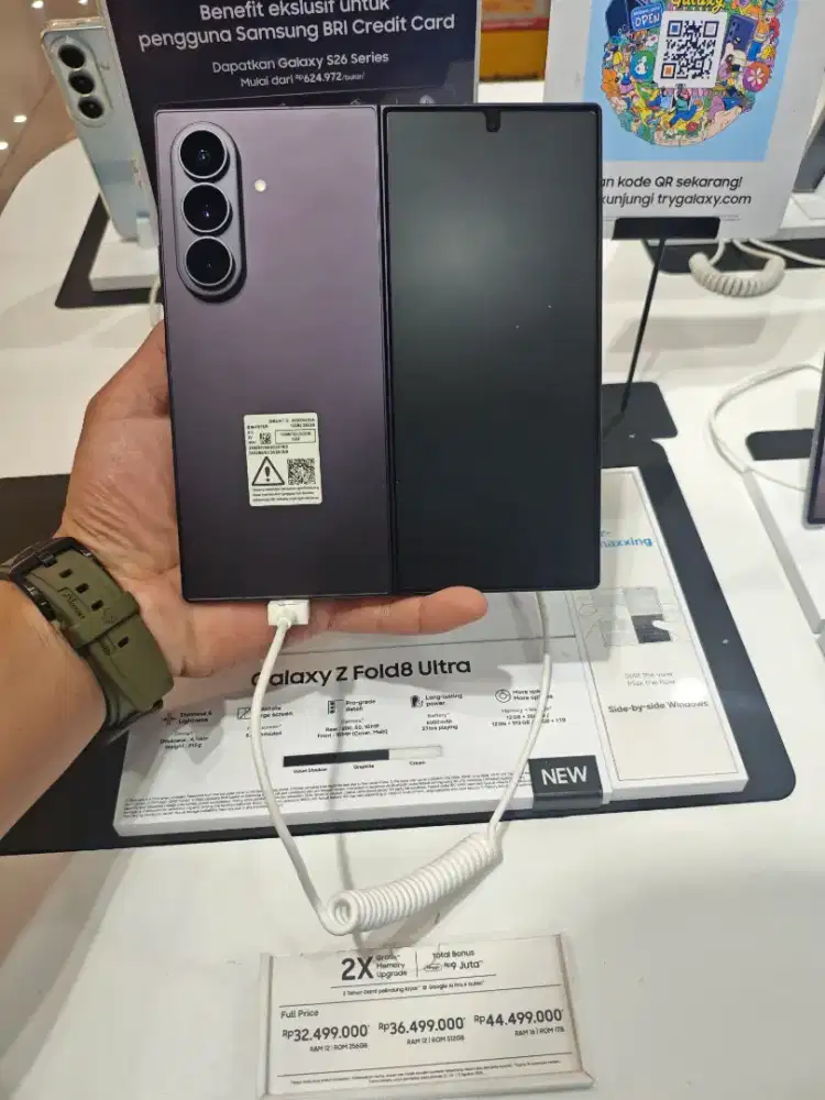 Samsung Galaxy ZFold 8 ultra 256GB cash dan cicilan cukup KTP