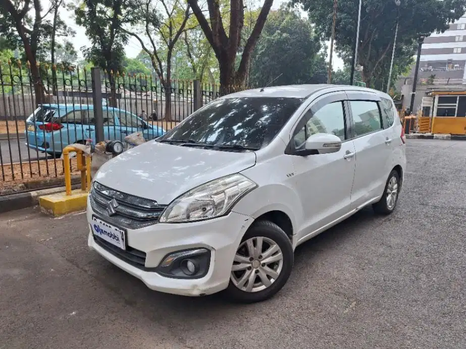 LOW DP Suzuki Ertiga 1.4 GX Bensin-AT 2018 SYA