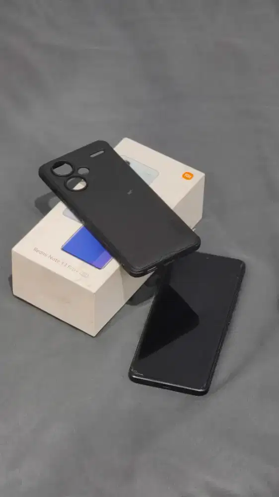Xiaomi Redmi Note 13 Pro+ 5G , (12 / 512GB)