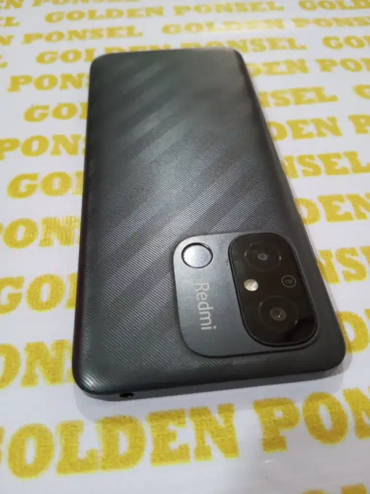 Mi 12C ORI 32Gb/Ram3Gb.Mulus-Golden ponsel