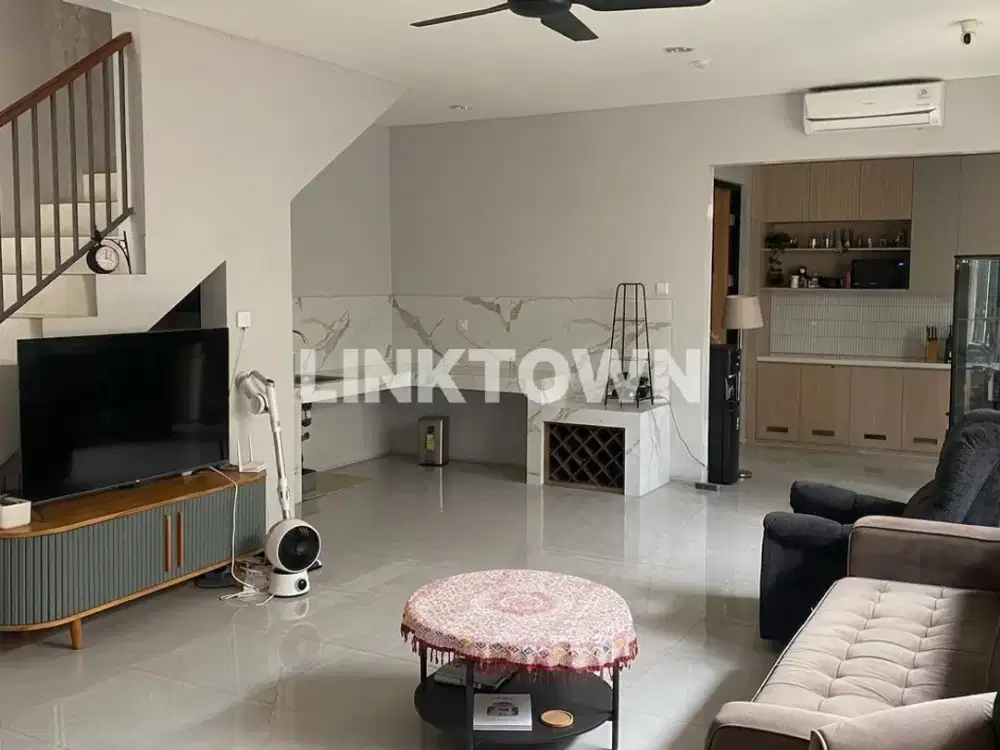 DIJUAL RUMAH DI GRAND WISATA BEKASI