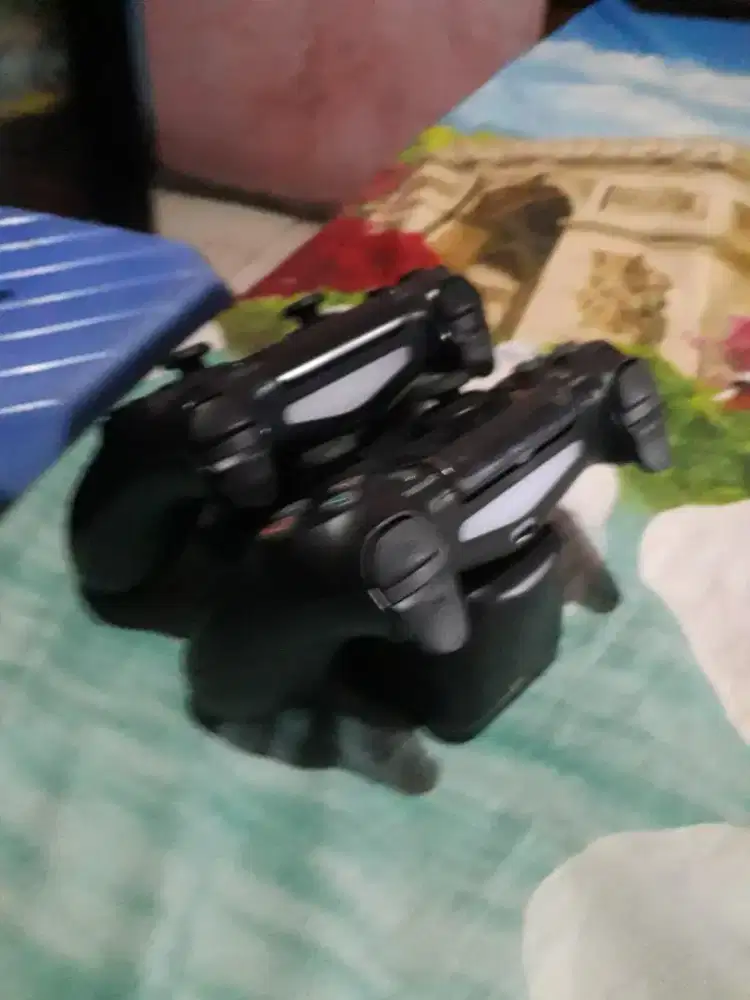 Kaset ori PS4 pes 2021 normal ada box poris cipondoh