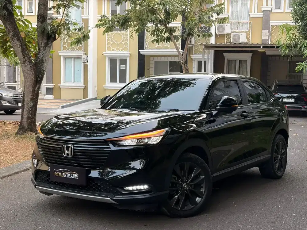 PAJAK PANJANG & TANGAN PERTAMA Honda HR-V 1.5 SE CVT 2023