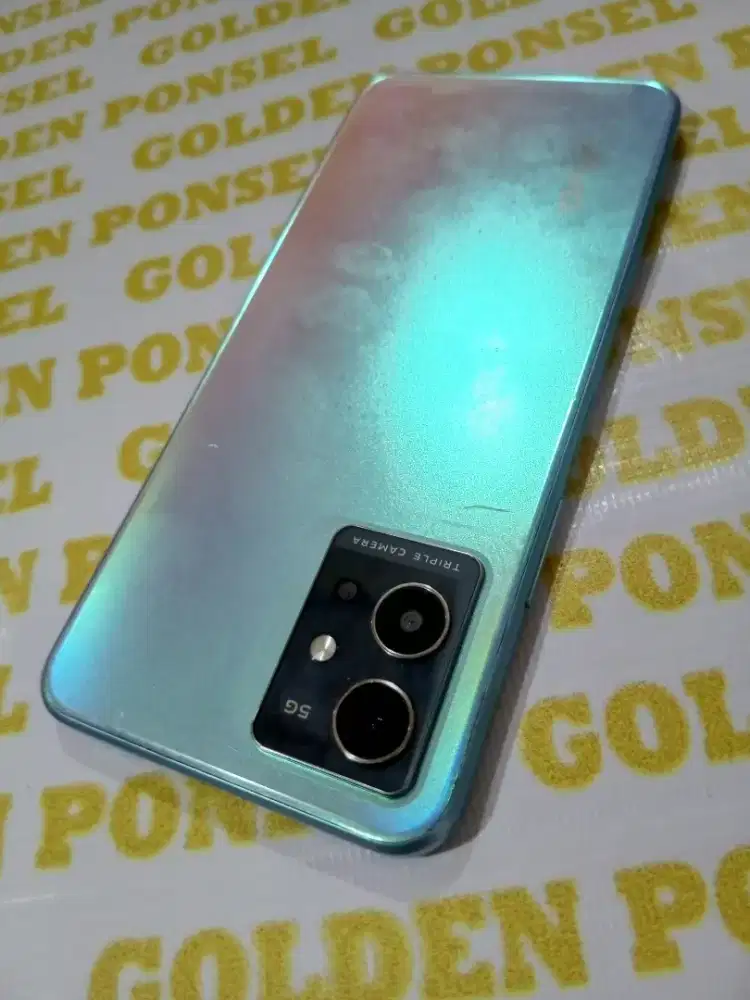 Vivo T1-ONE (5G)128Gb/Ram8(4+4)GB.Mulus-Golden ponsel