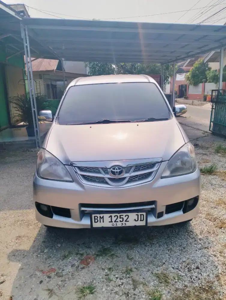 Avanza G metic Th 2011