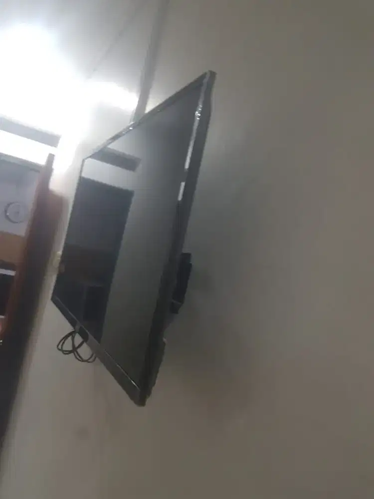 DIJUAL TV LG 32 INCI