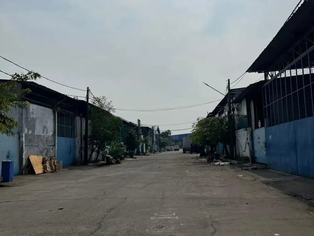 DIJUAL BU!  Ex Pabrik Kosmetik di Kosambi Permai  2 lantai