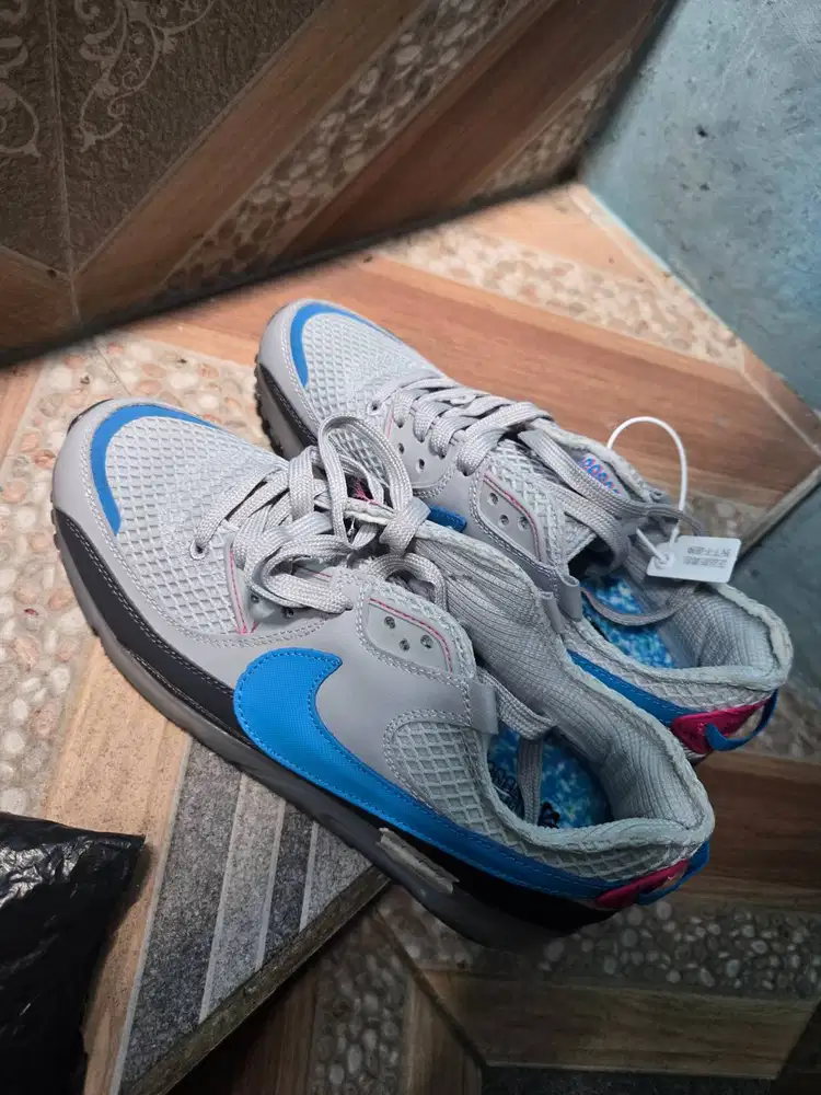 Sepatu Nike beli kesempitan