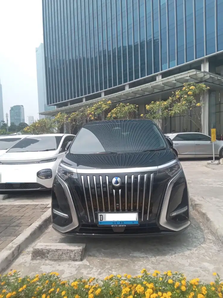Dijual Denza D9 2026 Hitam (Rangka 2025) KM Rendah (Bandung)