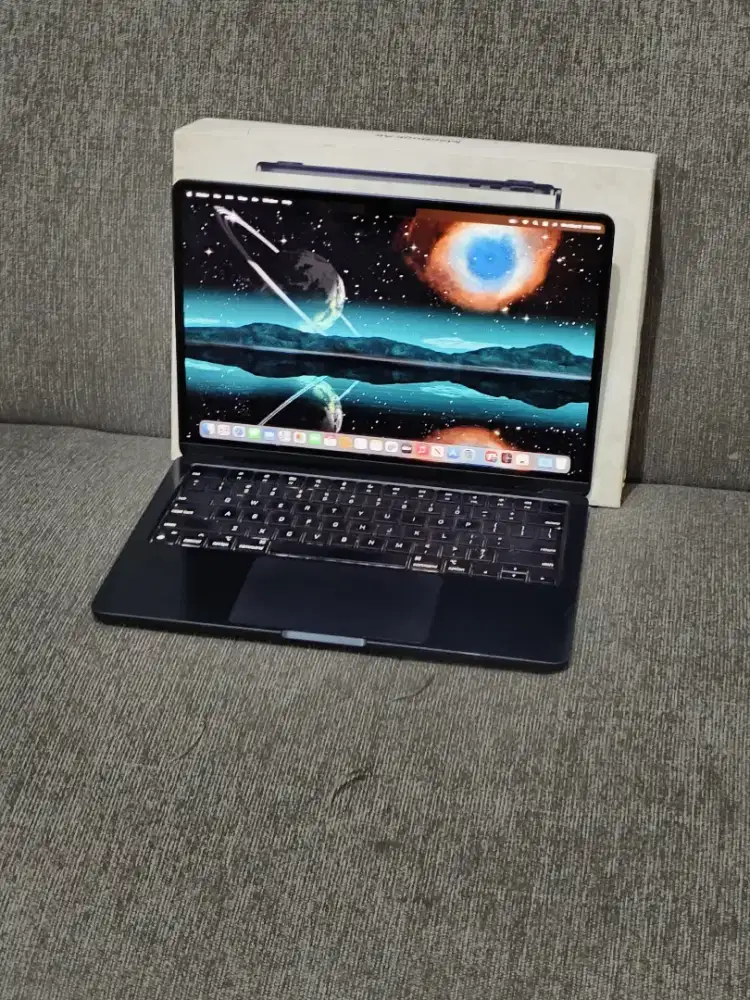 MacBook Air M2 Retina 13in 2022 fulset(ibox) Chip Apple M2 Ram16/256GB