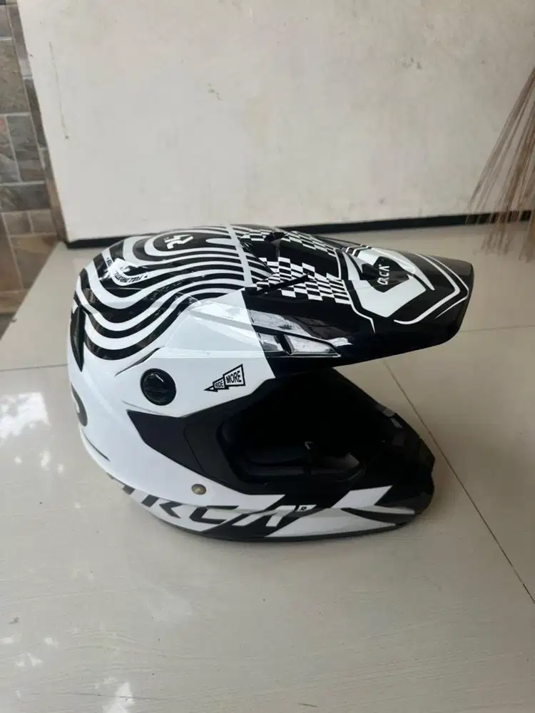 HELM SUPERMOTO/CROSS uk XL, Fullset