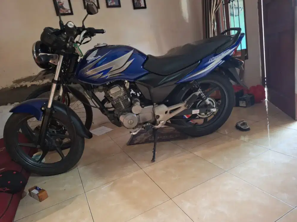 MEGAPRO 160cc PRIMUS 2008 ASLI BIRU
