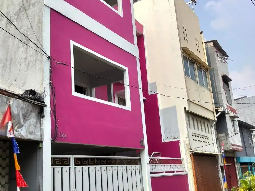 Dijual Cepat Rumah Minimalis 3 Lantai di Kebon Kosong ,Jakarta Pusat