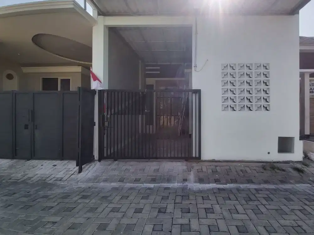 Disewakan Rumah Baru Permata Gununganyar Surabaya Timur REV.A1077
