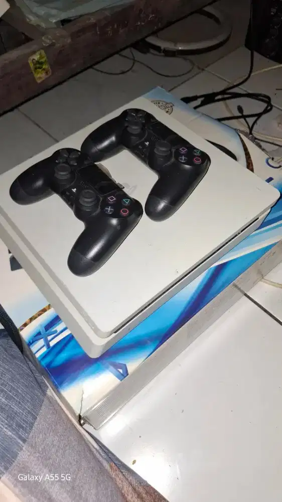 For Sale PS4 SLIM
