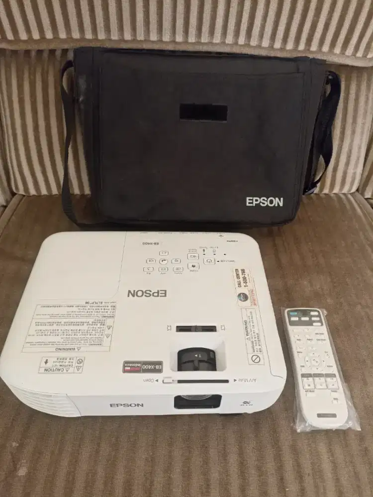 Proyektor Epson EB X400