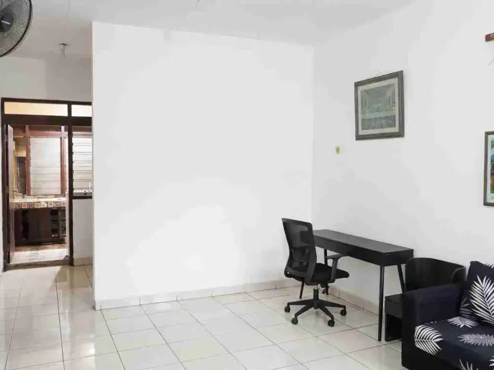 Dijual Murah Rumah Semin Furnished  Kutisari Indah Barat Tenggilis Mejoyo Surabaya SHM IMB