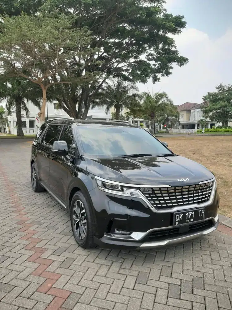 Kia Grand Carnival Premiere 2.2 CRDi 11 Seater AT