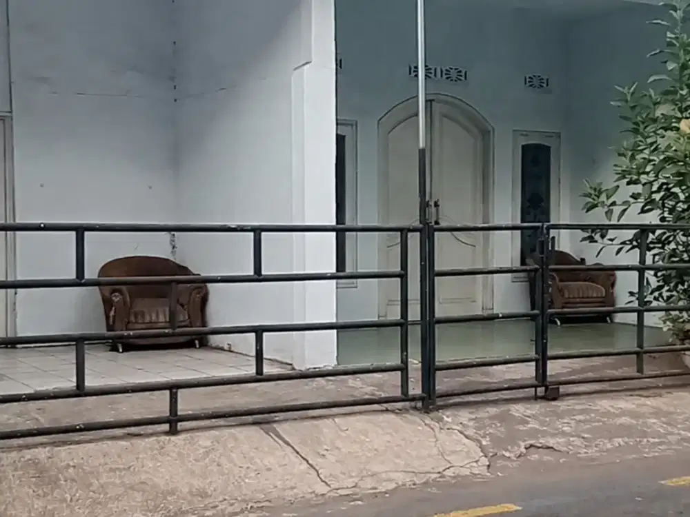 Rumah 2 Lantai Harga Rp700 Juta. Dekat Terminal, Bandara, Plaza Araya, Persada Hospital, Kampus Binus.NLMLG00048