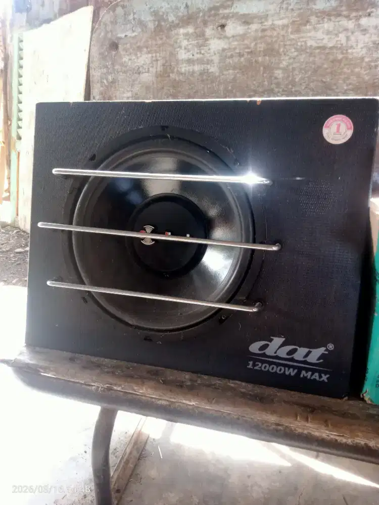 Power Ampli Mobil satu set lengkap speaker