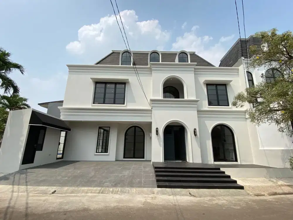 Dijual Rumah Mewah American Classic Bangunan Baru di Bintaro Sektor 9