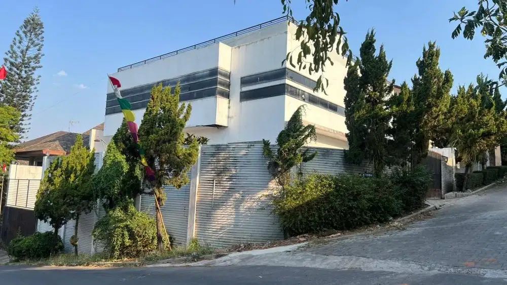 Dijual Rumah di bukit Sari Semarang
